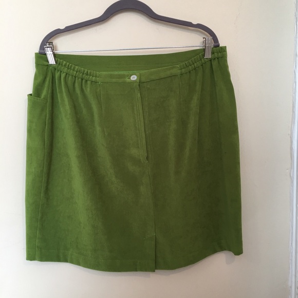 Ashley Stewart Green Skirt size 16w - Picture 2 of 3
